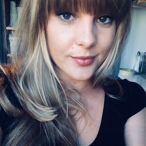 Meet your Posher, Mallory